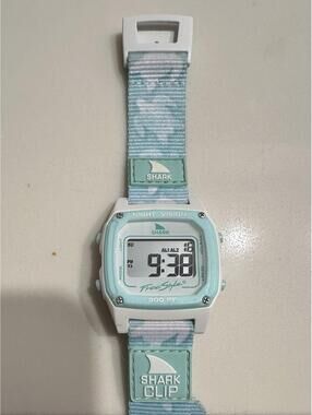 Freestyle Shark Unisex Watch-Teal-Sport Classic Clip Strap Digital 100M 300FT